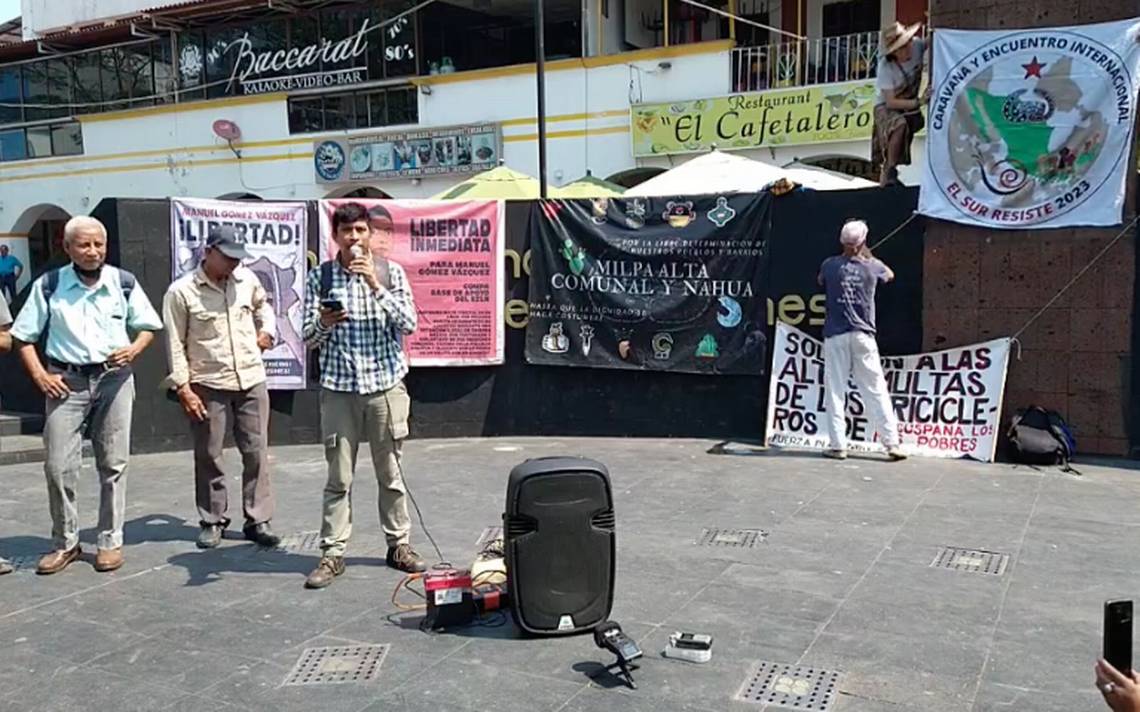 Caravana El Sur Resiste llega a Tabasco se manifiesta en el