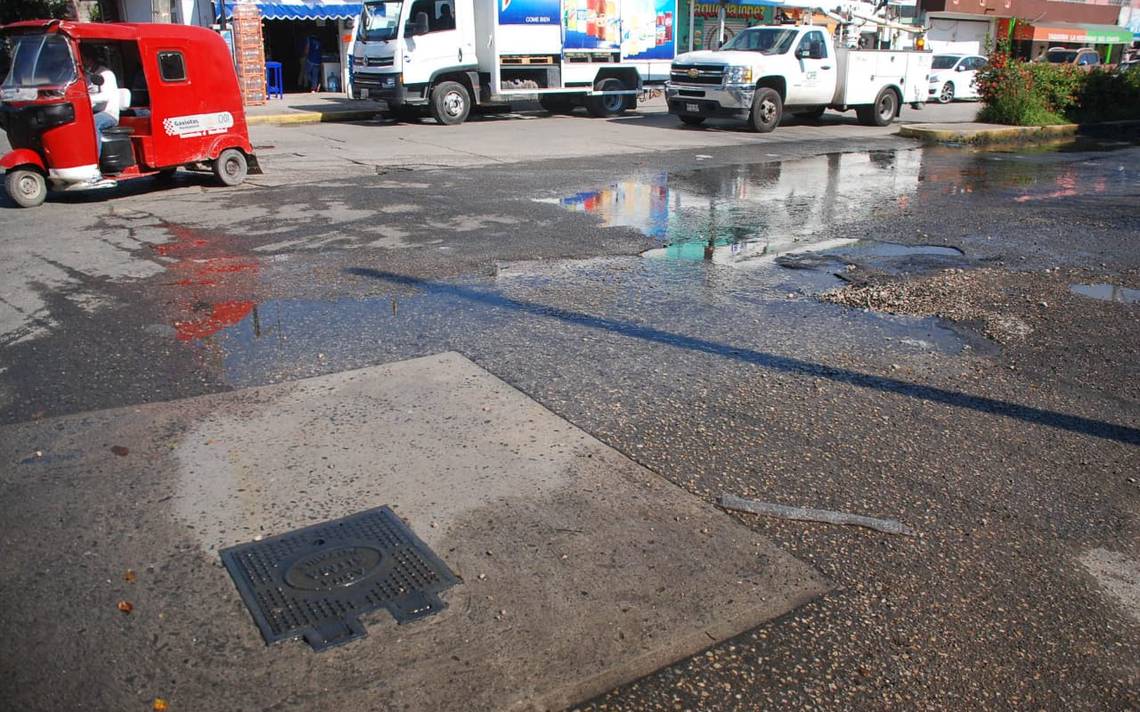 Avenida Alfonso Vincens Es Otro Caso Más De Fugas De Agua En Villahermosa El Heraldo De 5429