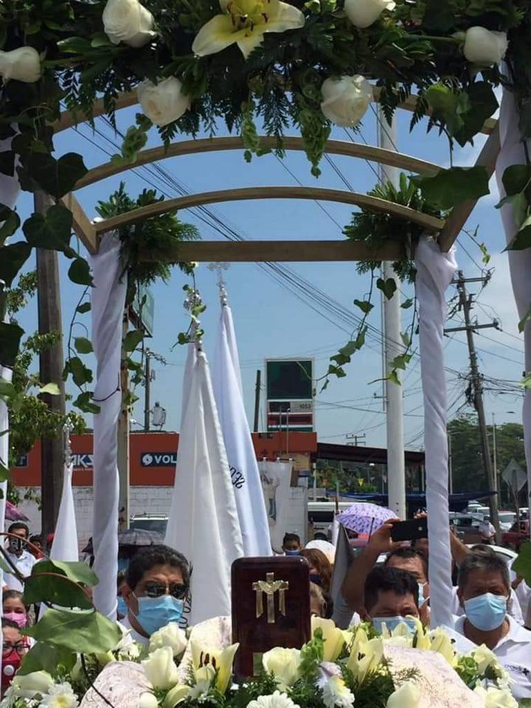 Restos del padre Ponce de León dan último recorrido en Jalpa de Méndez - El  Heraldo de Tabasco | Noticias Locales, Policiacas, sobre México, Tabasco y  el Mundo