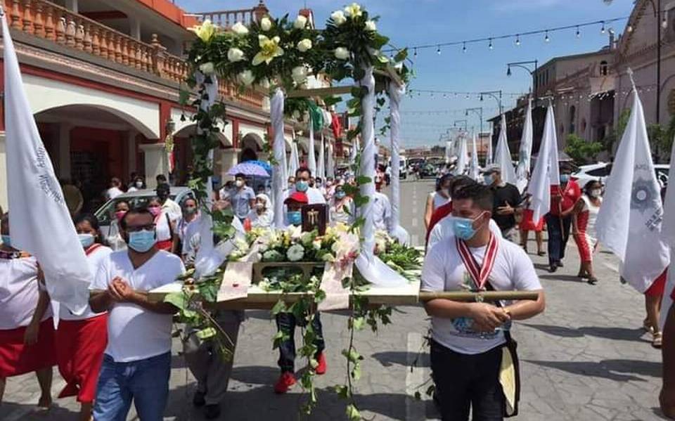 Restos del padre Ponce de León dan último recorrido en Jalpa de Méndez - El  Heraldo de Tabasco | Noticias Locales, Policiacas, sobre México, Tabasco y  el Mundo